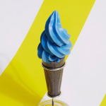 「青いソフトクリーム」渋谷のアイスショップに登場 正体はヴィーガンメニューでした